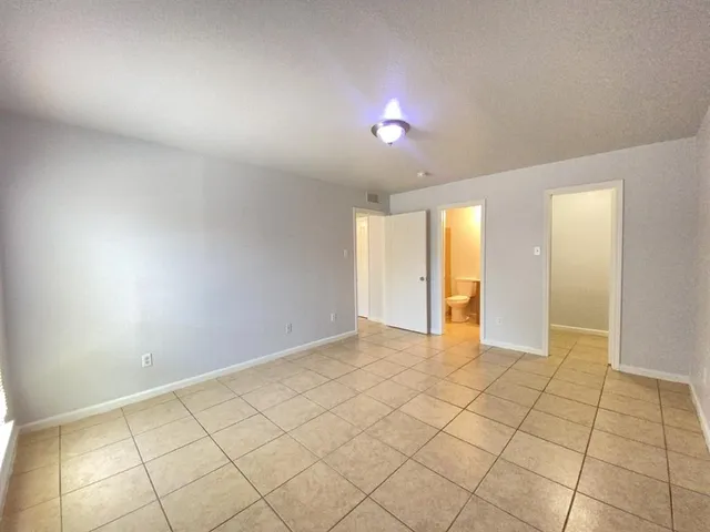 $1,195 | 6810 Trail Lake Drive, Fort Worth, TX 76133