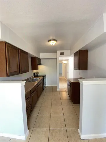 $1,195 | 6810 Trail Lake Drive, Fort Worth, TX 76133