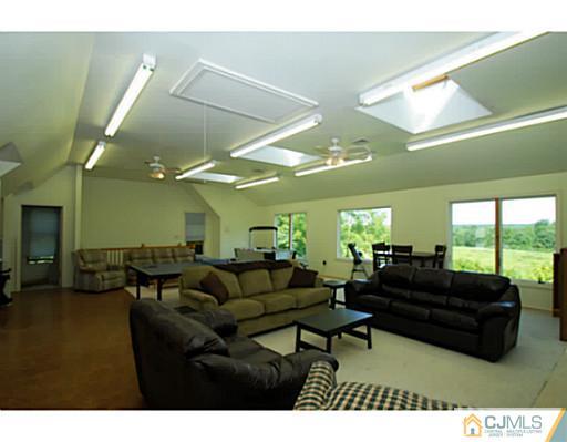 788 Ridge Road Monmouth Junction, NJ 08852 - Photo 17 of 24 Gallery Image 17