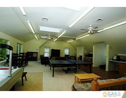 788 Ridge Road Monmouth Junction, NJ 08852 - Photo 18 of 24 Gallery Image 18