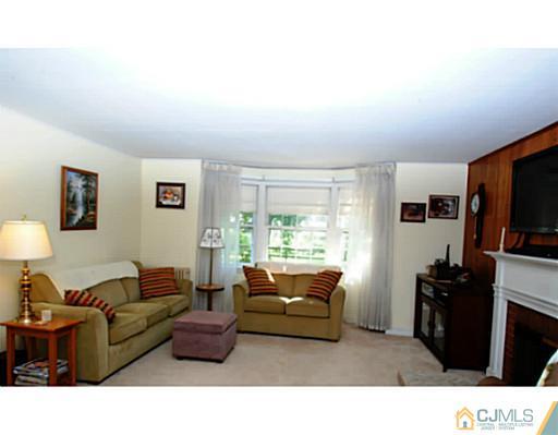 788 Ridge Road Monmouth Junction, NJ 08852 - Photo 7 of 24 Gallery Image 7