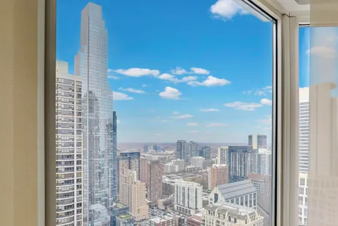 $1,280,000 | 100 East Huron Street, Unit 3505, Chicago, IL 60611