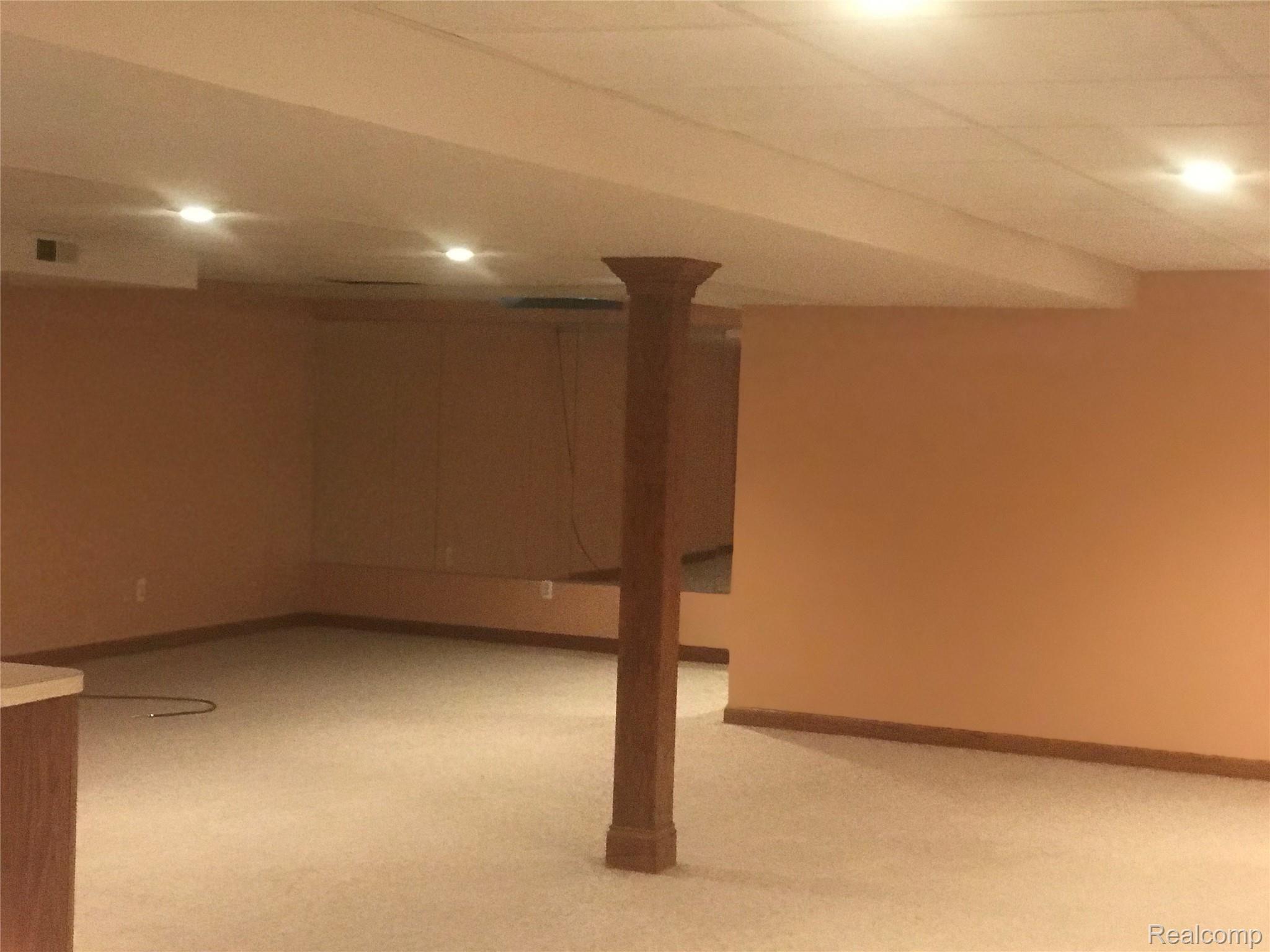551 Roslyn Road Grosse Pointe, MI 48236 - Photo 12 of 15 roslyn basement.jpg