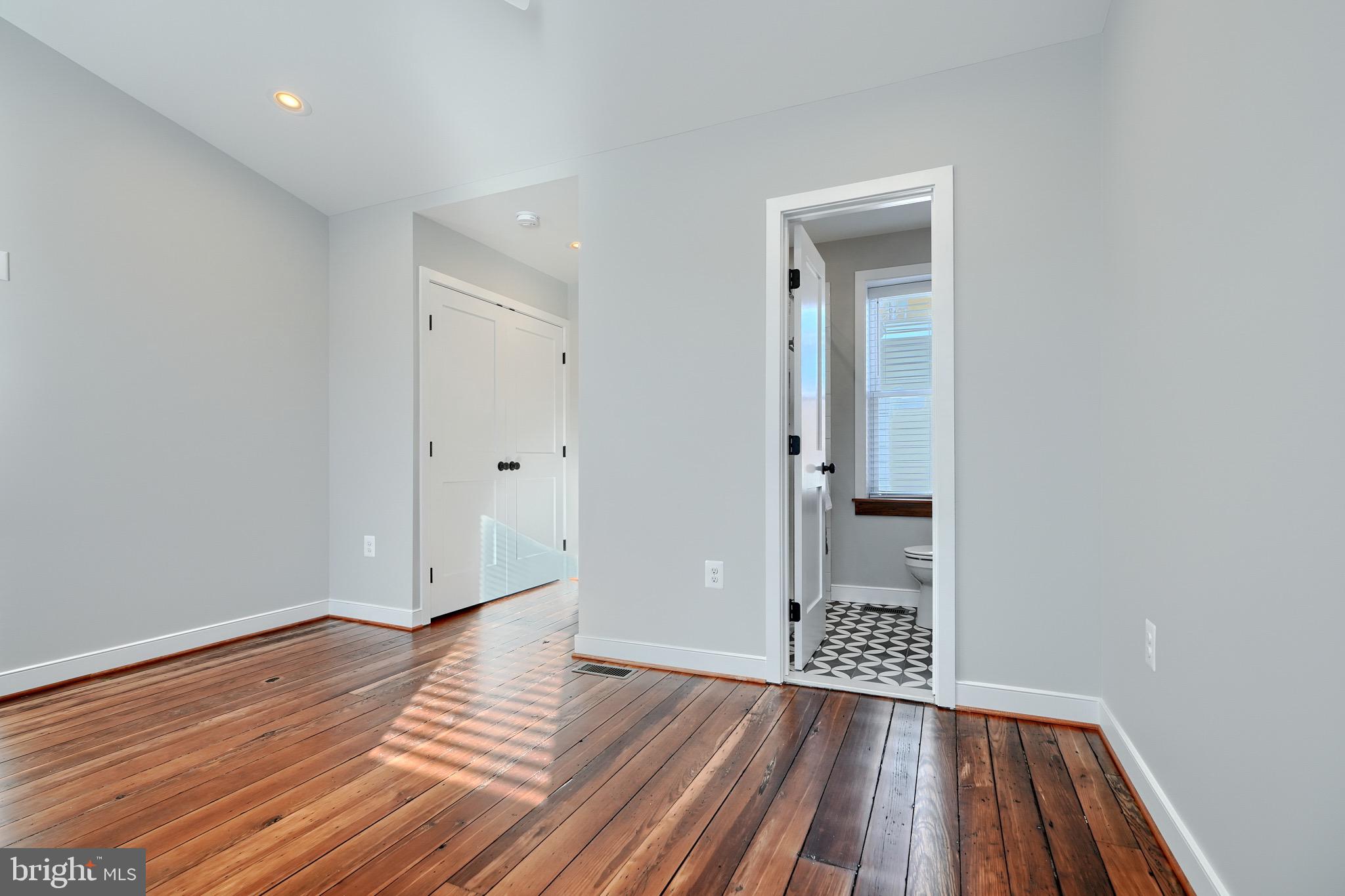 1435 Riverside Avenue Baltimore, MD 21230 - Photo 29 of 78