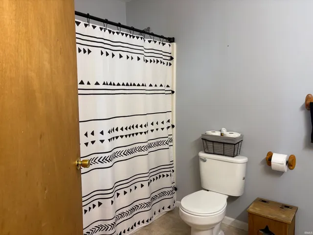 $210,000 | 1016 South Roosevelt Street, Silver Lake, IN 46982