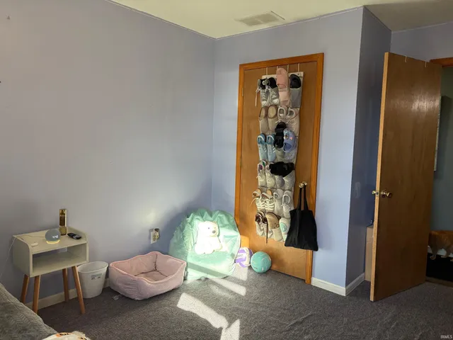 $210,000 | 1016 South Roosevelt Street, Silver Lake, IN 46982