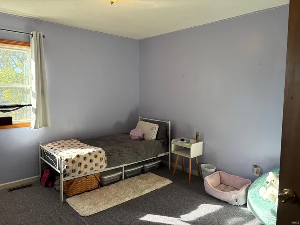 $199,900 | 1016 South Roosevelt Street, Silver Lake, IN 46982