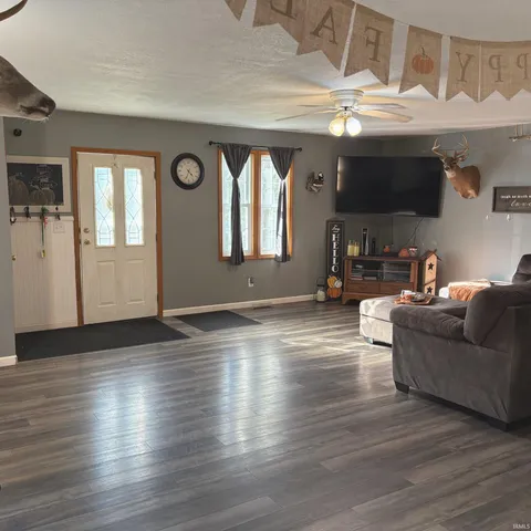 $210,000 | 1016 South Roosevelt Street, Silver Lake, IN 46982