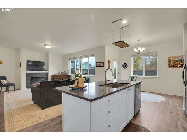 $475,000 | 1419 Northwest Bagby Street, Estacada, OR 97023