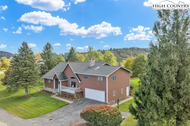 $899,000 | 245 Bella Vista Drive, Boone, NC 28607