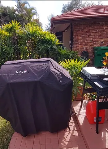 $450,000 | 9065 Thunderbird Drive, Coral Springs, FL 33065