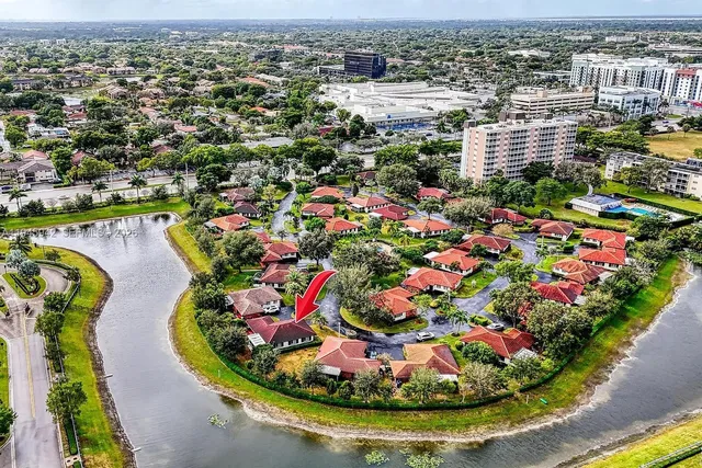 $450,000 | 9065 Thunderbird Drive, Coral Springs, FL 33065