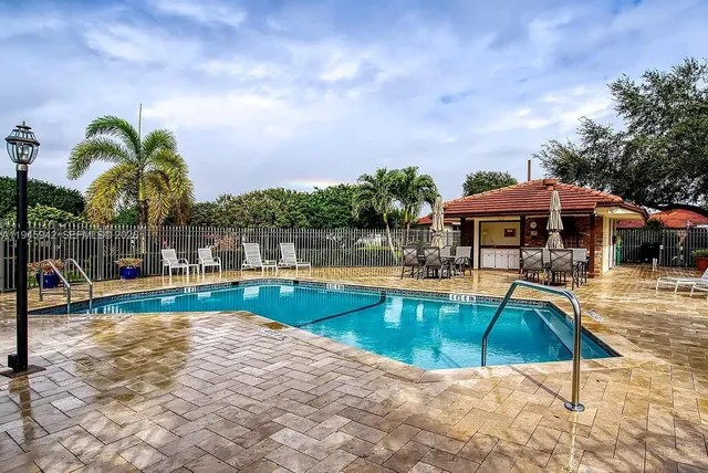 $450,000 | 9065 Thunderbird Drive, Coral Springs, FL 33065