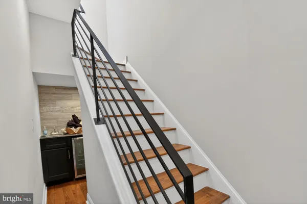 $2,800 | 2216 Almond Street, Philadelphia, PA 19125