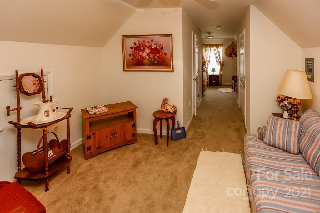 303 Blue Rock Road Hendersonville, NC 28792 - Photo 23 of 32 Gallery Image 23