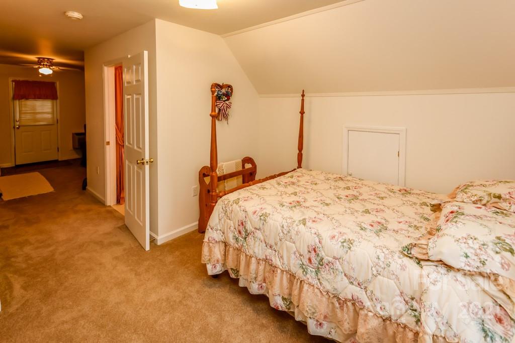303 Blue Rock Road Hendersonville, NC 28792 - Photo 28 of 32 Gallery Image 28