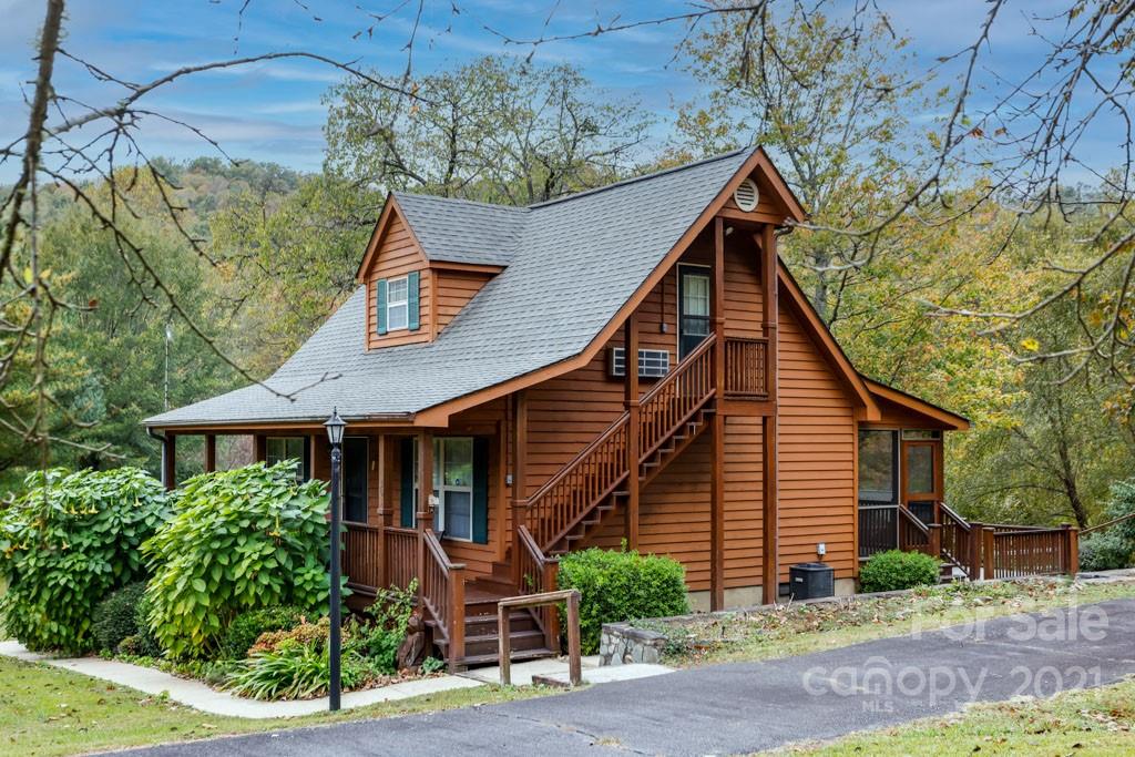 303 Blue Rock Road Hendersonville, NC 28792 - Photo 3 of 32 Gallery Image 3