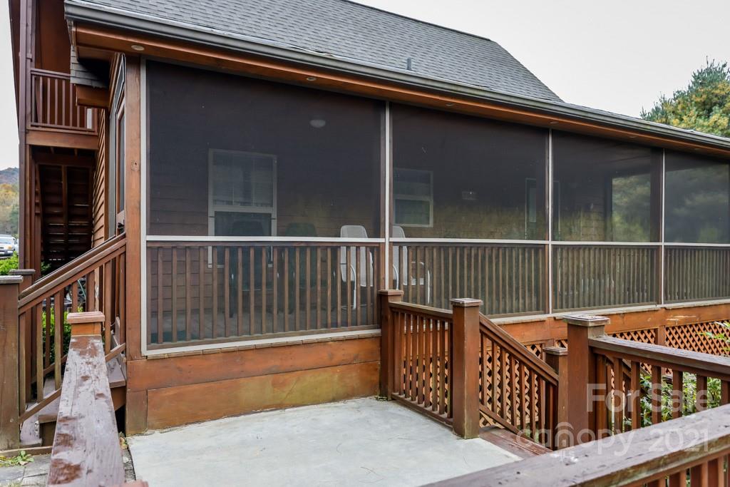 303 Blue Rock Road Hendersonville, NC 28792 - Photo 5 of 32 Gallery Image 5