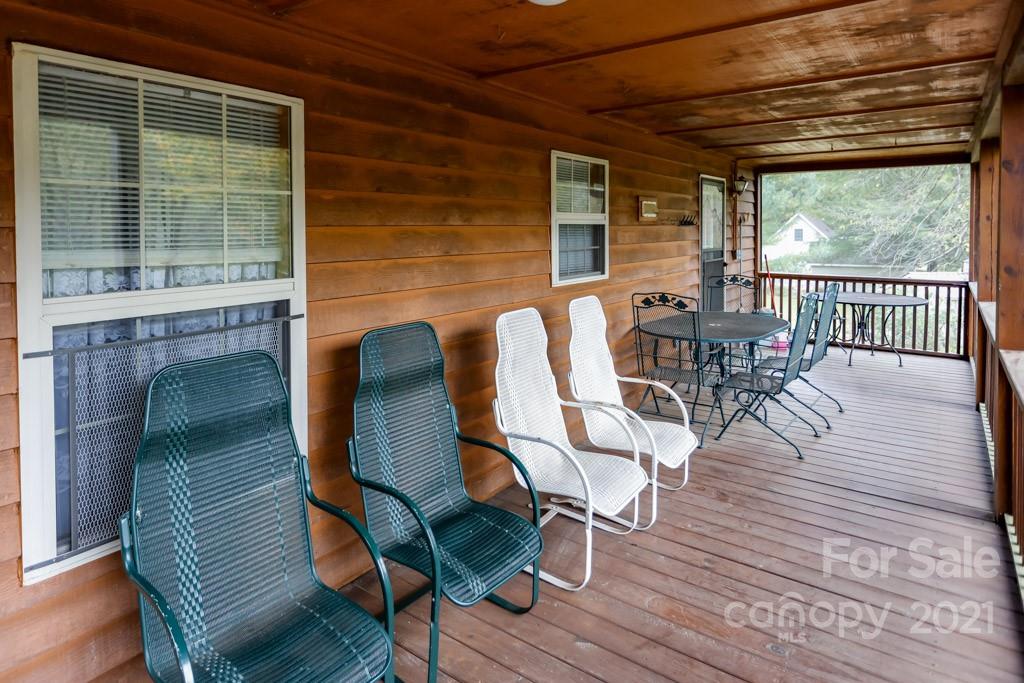 303 Blue Rock Road Hendersonville, NC 28792 - Photo 6 of 32 Gallery Image 6