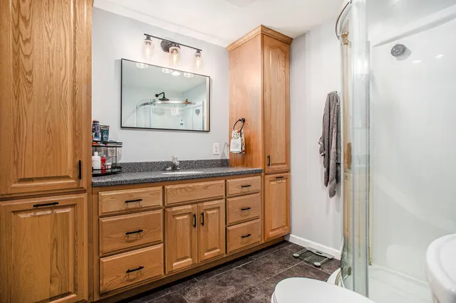 $314,900 | 944 Lukesport Road, Quincy, MI 49082