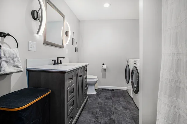 $314,900 | 944 Lukesport Road, Quincy, MI 49082