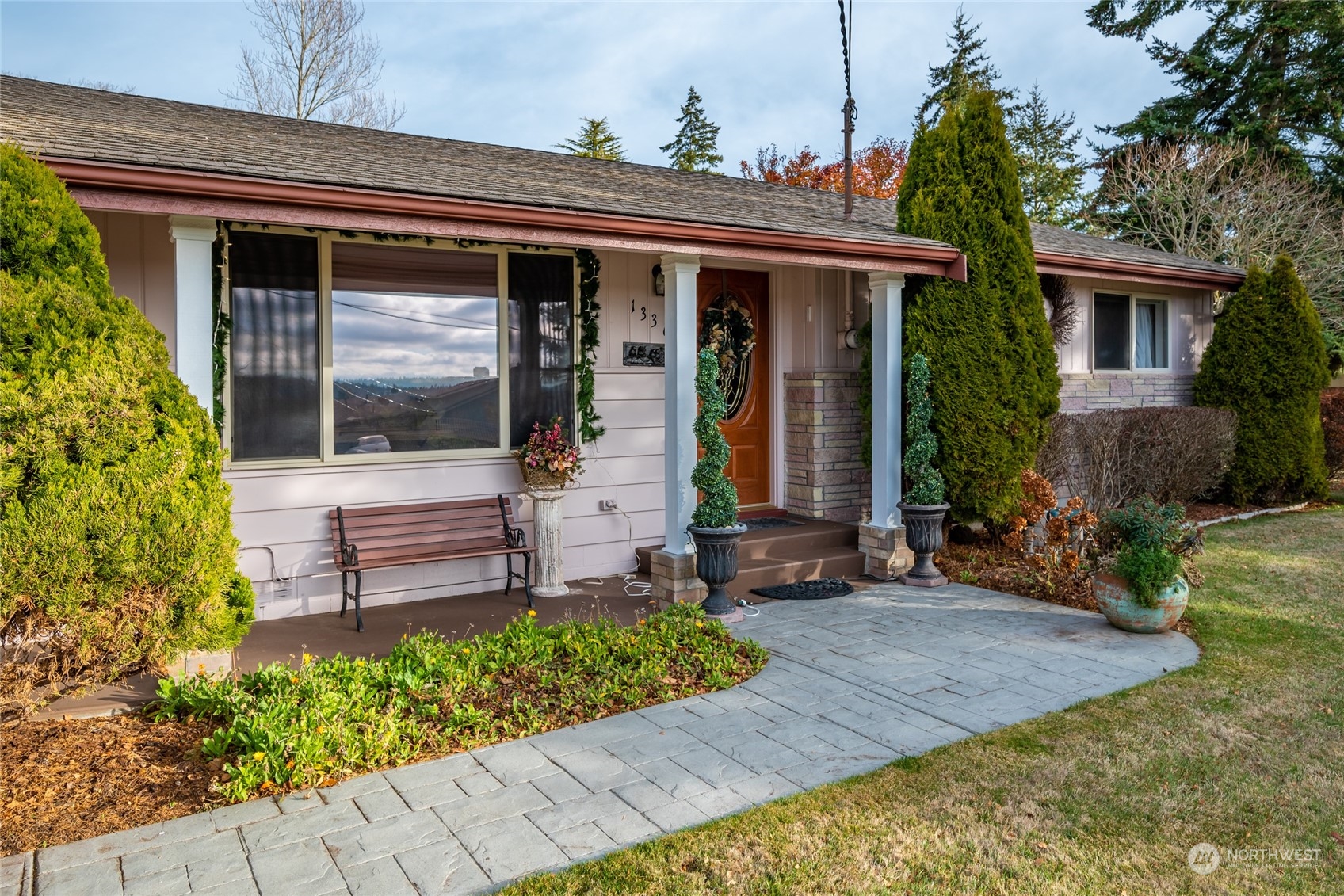 1336 Swantown Road Oak Harbor, WA 98277 - Photo 5 of 40 Gallery Image 5