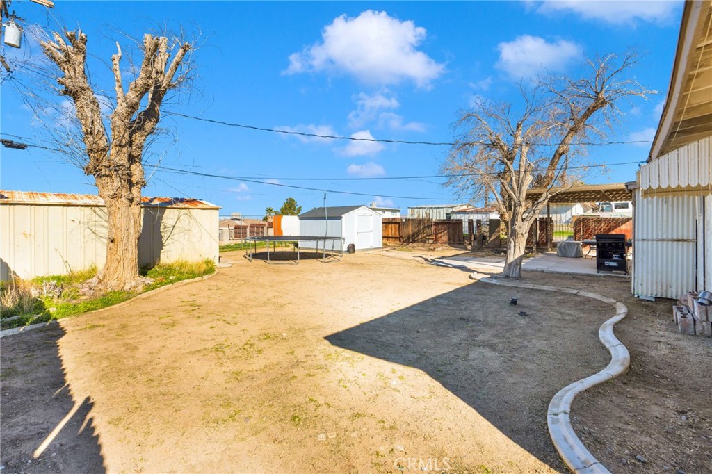 25478 Cheryle Street Barstow, CA 92311 - Photo 33 of 40