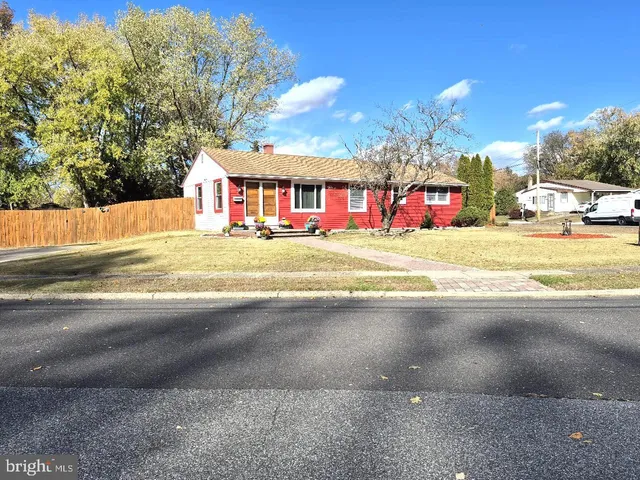 $325,000 | 809 Jaguar Road, Lindenwold, NJ 08021