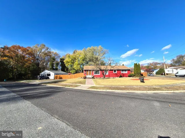$325,000 | 809 Jaguar Road, Lindenwold, NJ 08021