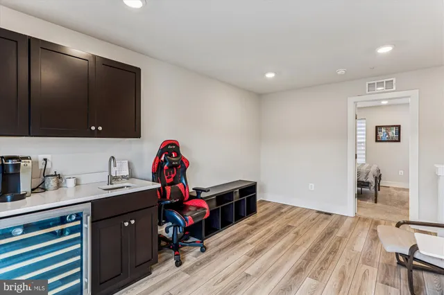 $599,990 | 112 Glass Lane, Baltimore, MD 21230