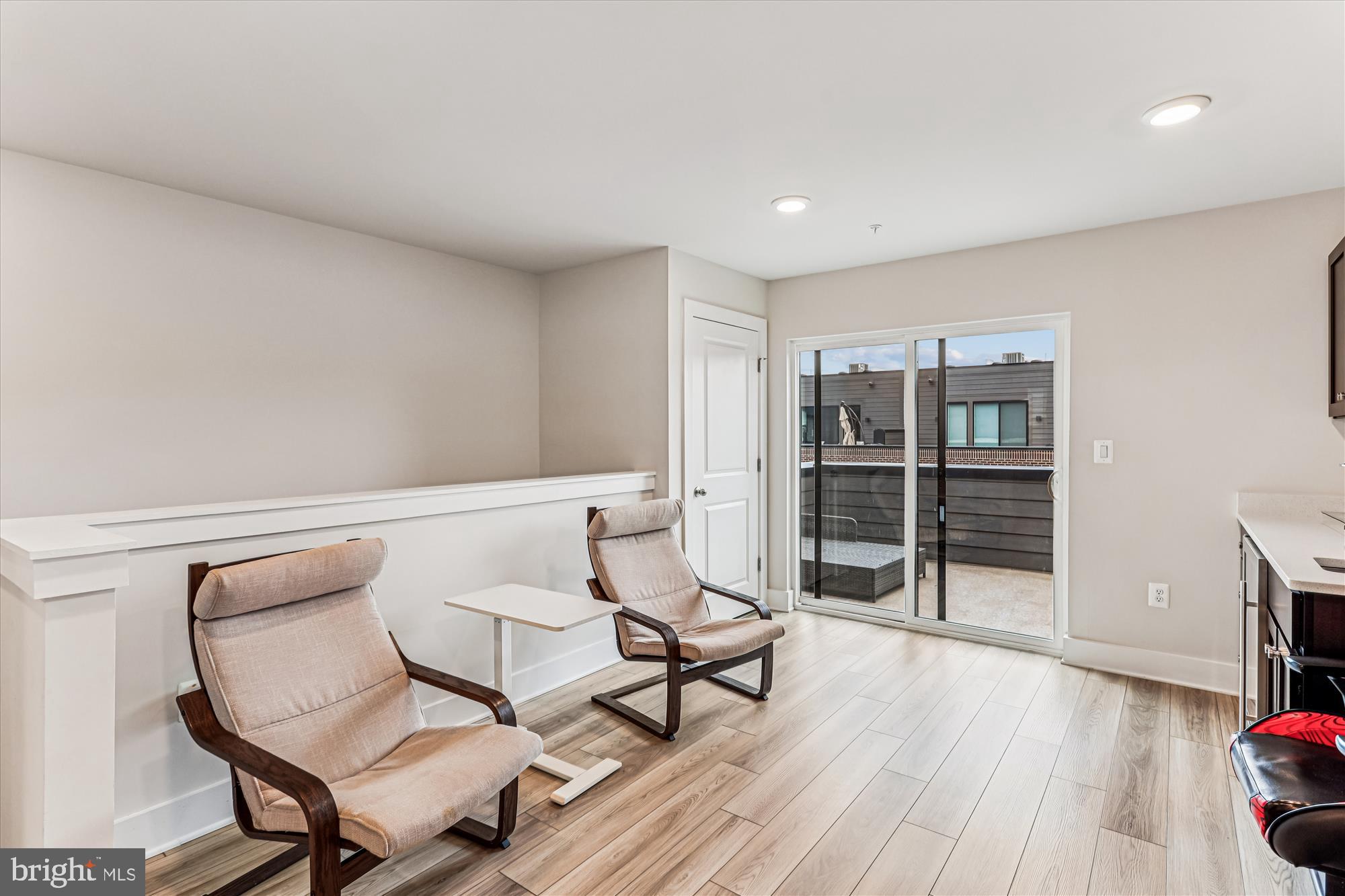 112 Glass Lane Baltimore, MD 21230 - Photo 29 of 49 Upper Level Rec Room