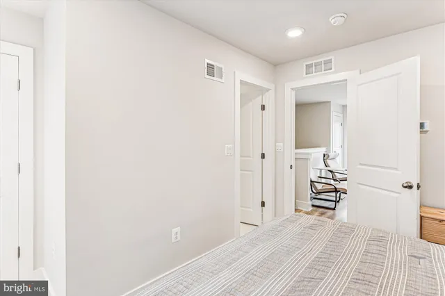 $599,990 | 112 Glass Lane, Baltimore, MD 21230