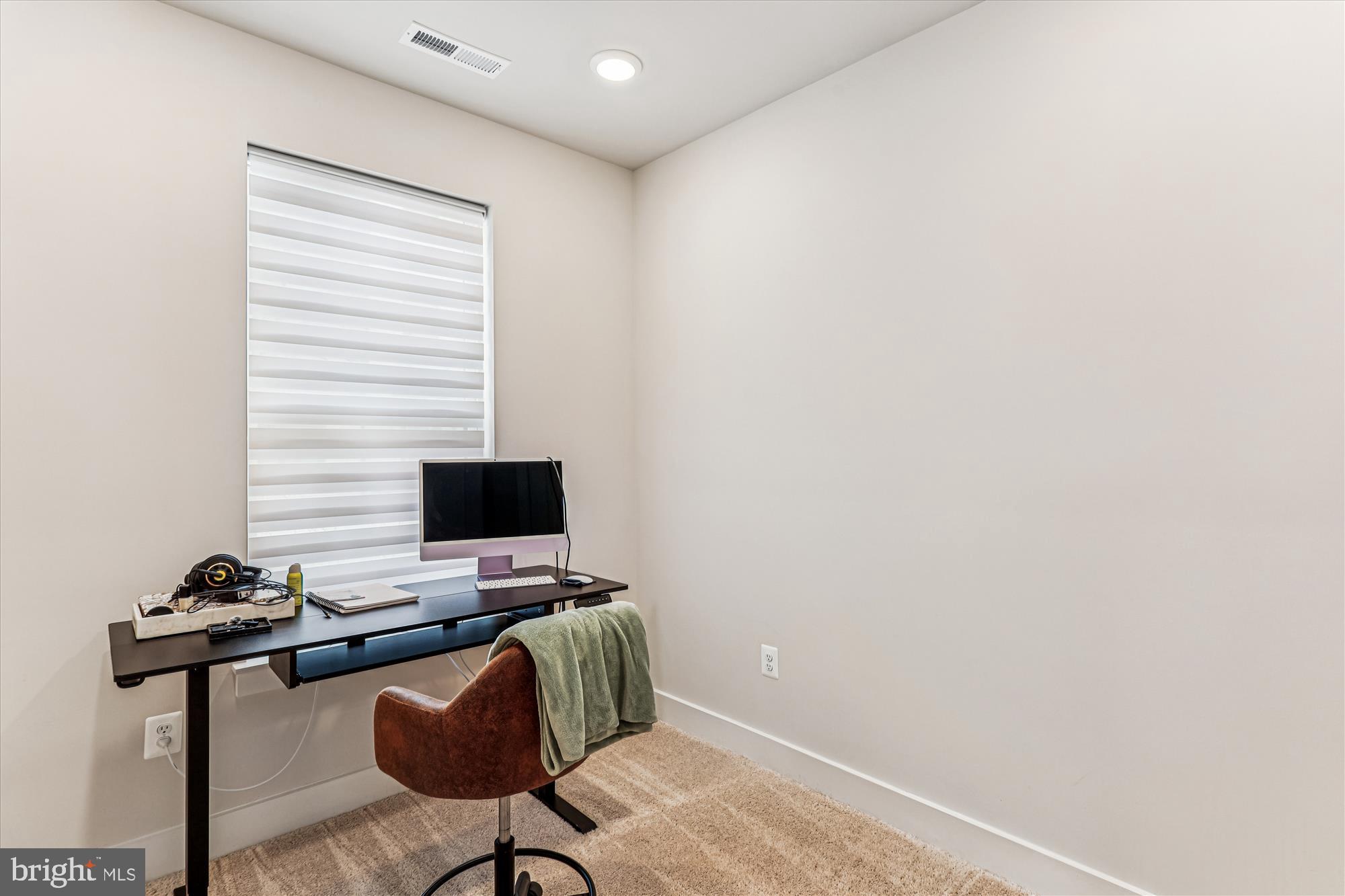 112 Glass Lane Baltimore, MD 21230 - Photo 37 of 49 1st Floor Bedroom/Study/Library