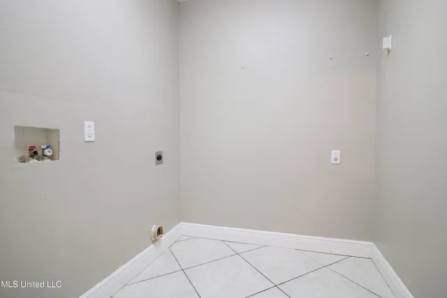 $299,000 | 152 Sycamore Drive, Pass Christian, MS 39571