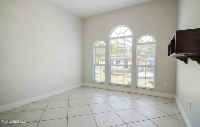 $299,000 | 152 Sycamore Drive, Pass Christian, MS 39571