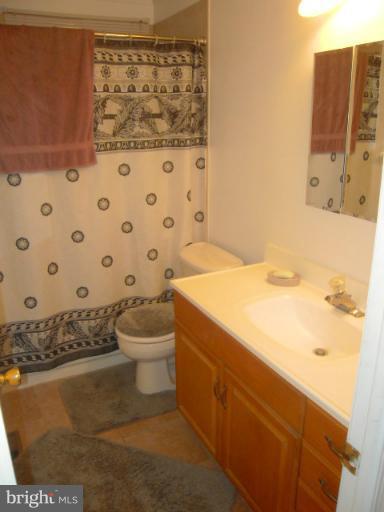 13725 Joyce Road Woodbridge, VA 22191 - Photo 21 of 24 Updated Bathroom