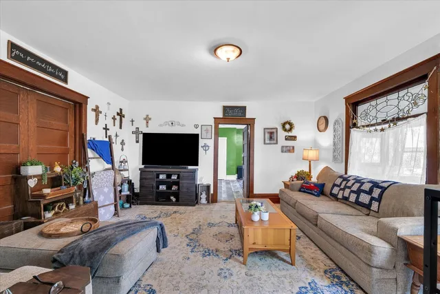 $230,000 | 727 East 500N Road, Gibson City, IL 60936