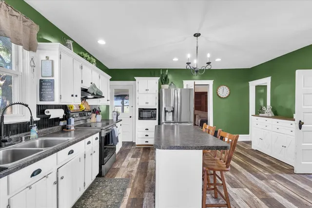 $230,000 | 727 East 500N Road, Gibson City, IL 60936