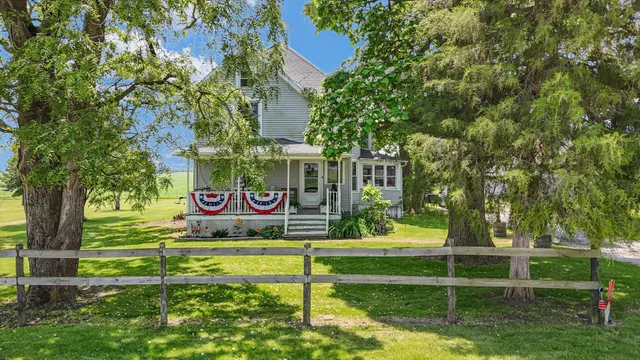 $230,000 | 727 East 500N Road, Gibson City, IL 60936