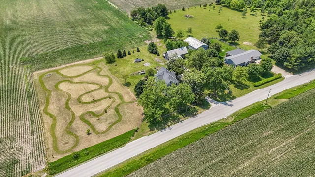 $230,000 | 727 East 500N Road, Gibson City, IL 60936