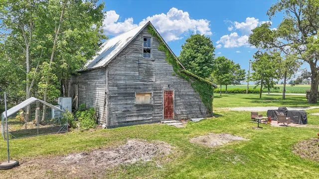 $230,000 | 727 East 500N Road, Gibson City, IL 60936