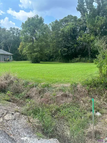 $9,900 | 881 St John Lane, Baton Rouge, LA 70807