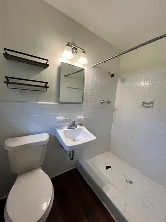 $2,500 | 2032 South Akin Drive, Atlanta, GA 30345