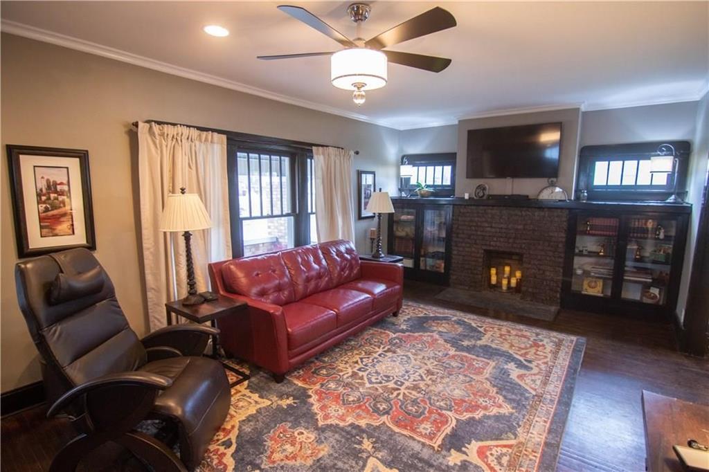 401 North Riley Avenue Indianapolis, IN 46201 - Photo 3 of 28