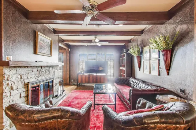 $3,925,000 | 6500 Shady Lane, Burr Ridge, IL 60527