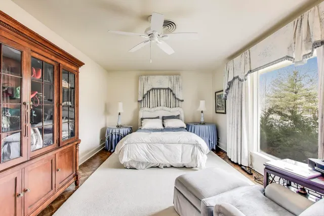 $3,925,000 | 6500 Shady Lane, Burr Ridge, IL 60527