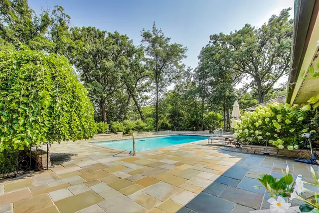 $3,925,000 | 6500 Shady Lane, Burr Ridge, IL 60527