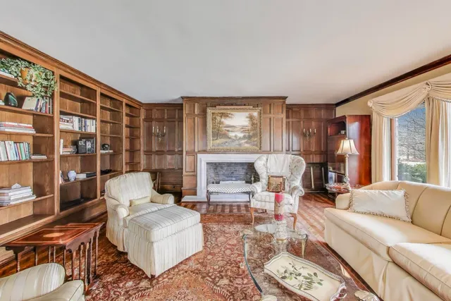 $3,925,000 | 6500 Shady Lane, Burr Ridge, IL 60527