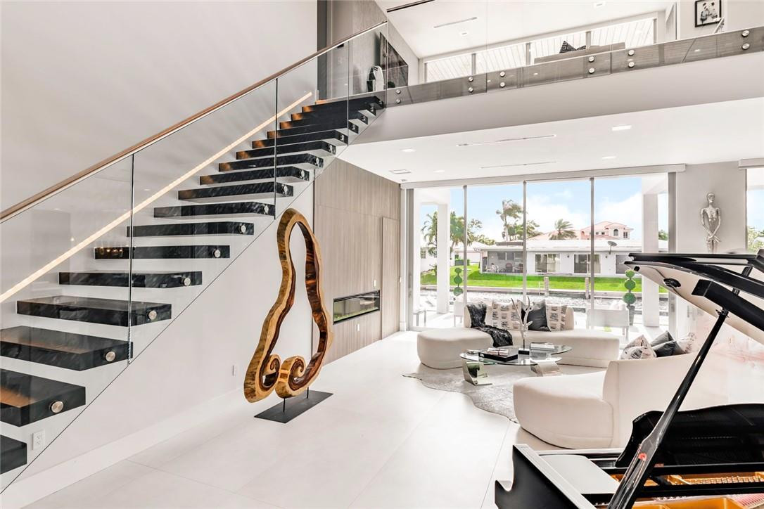 742 Dover Street Boca Raton, FL 33487 - Photo 1 of 41 Photo 1