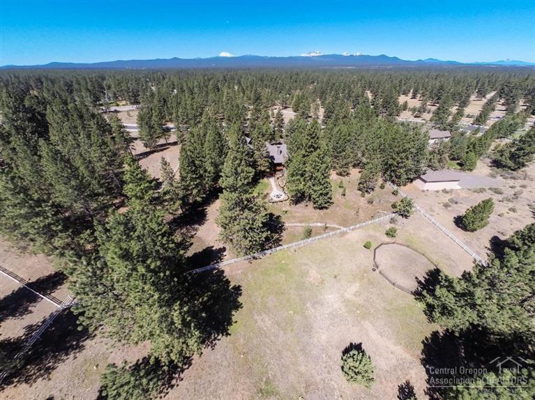 60530 Sunset View Drive Bend, OR 97702 - Photo 16 of 24 Additional Photo